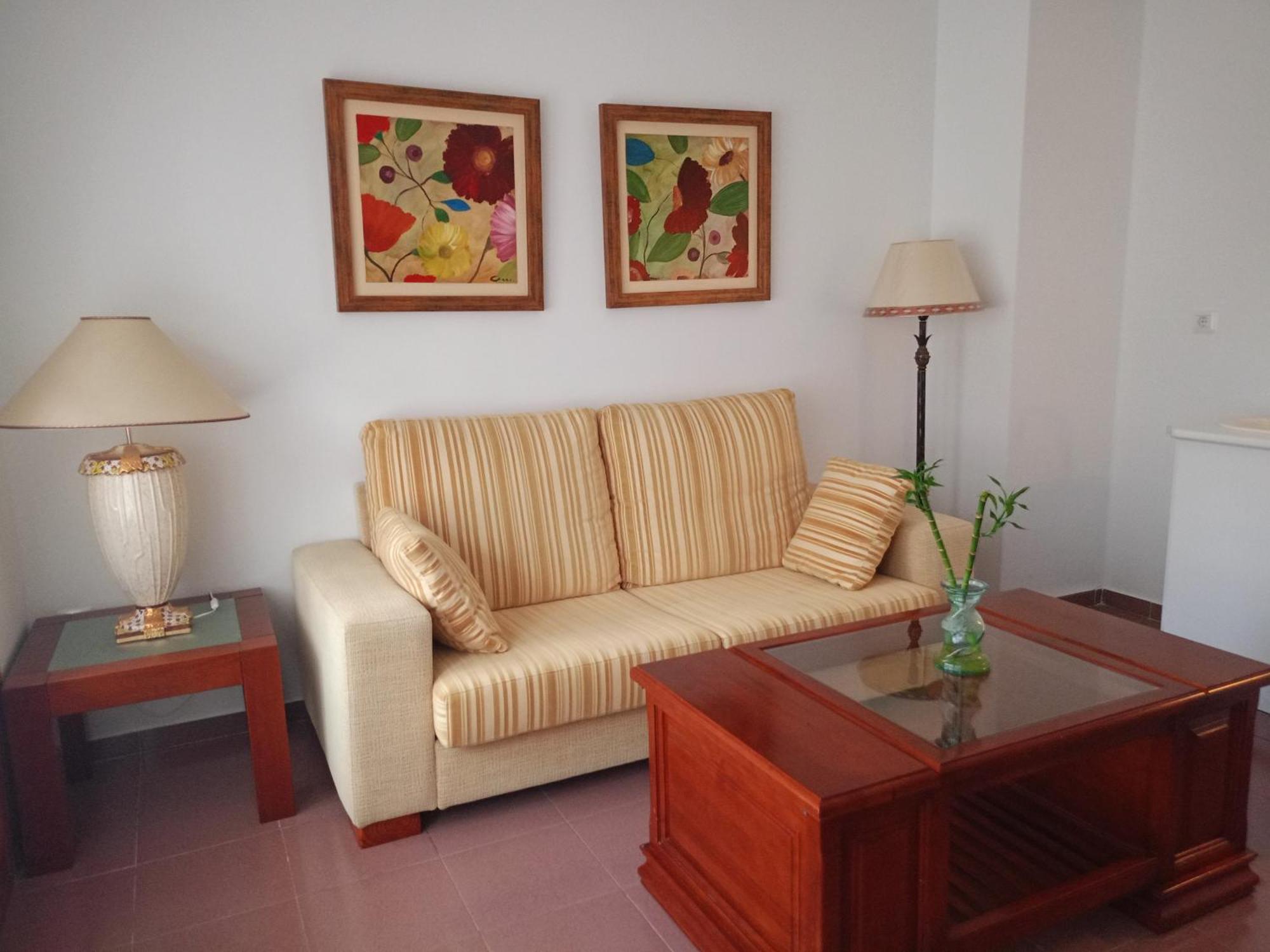 Villa Cultural Montelucia Montecorto Room photo